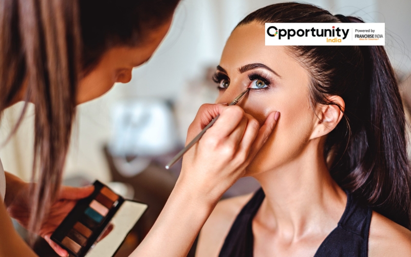 Here are 15 lucrative beauty business ideas for you
